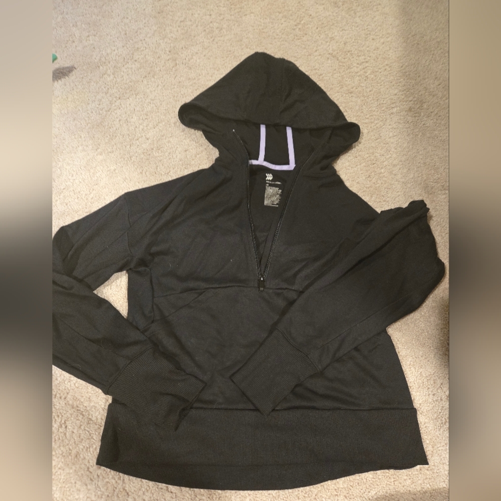 Target Sweatshirt - Picture 2 of 2